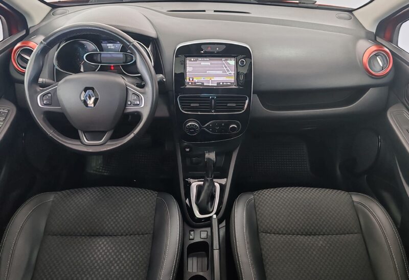RENAULT Clio Zen TCe 18