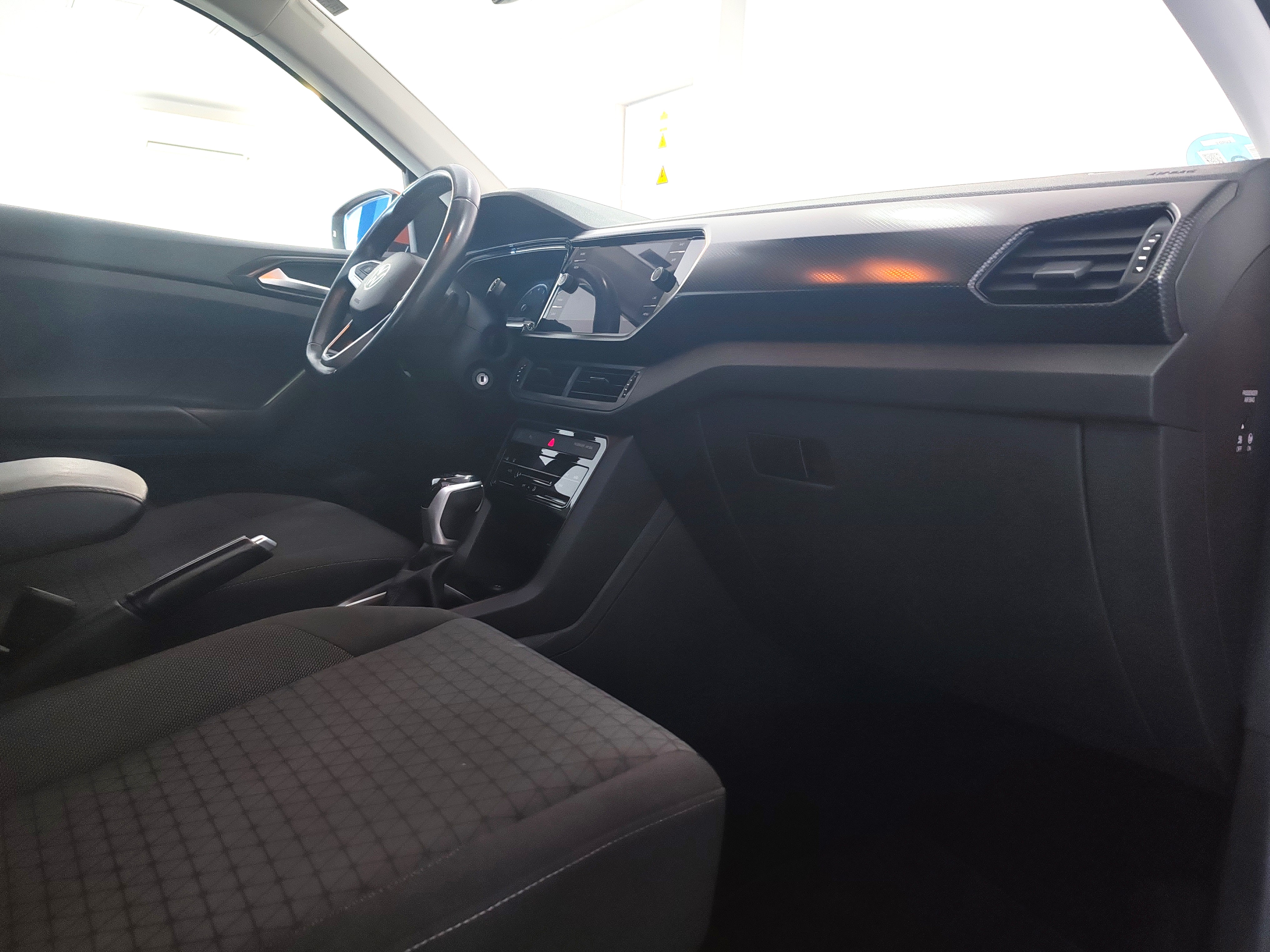 VOLKSWAGEN T-Cross Advance 1.0 TSI