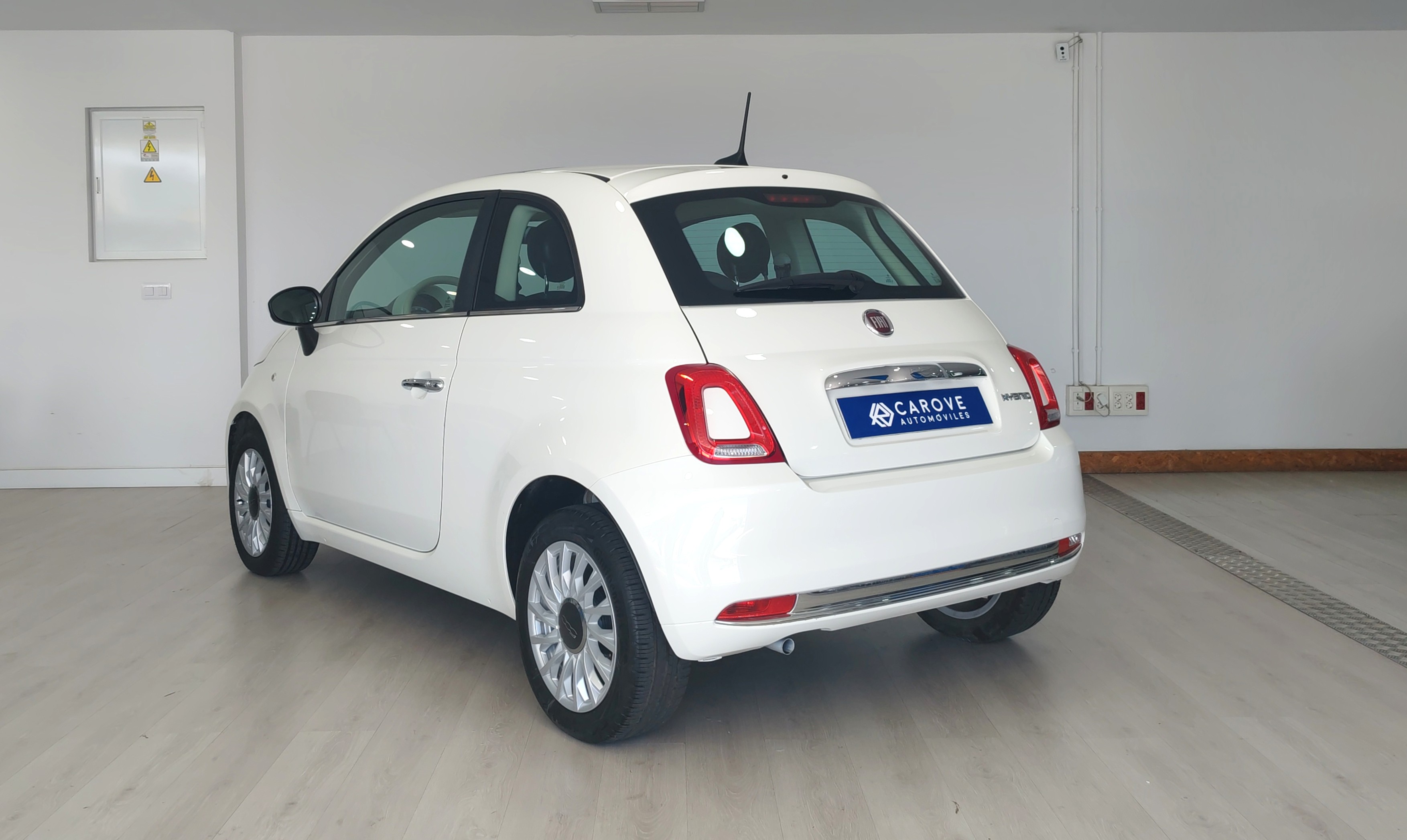 FIAT 500 Dolcevita Hybrid
