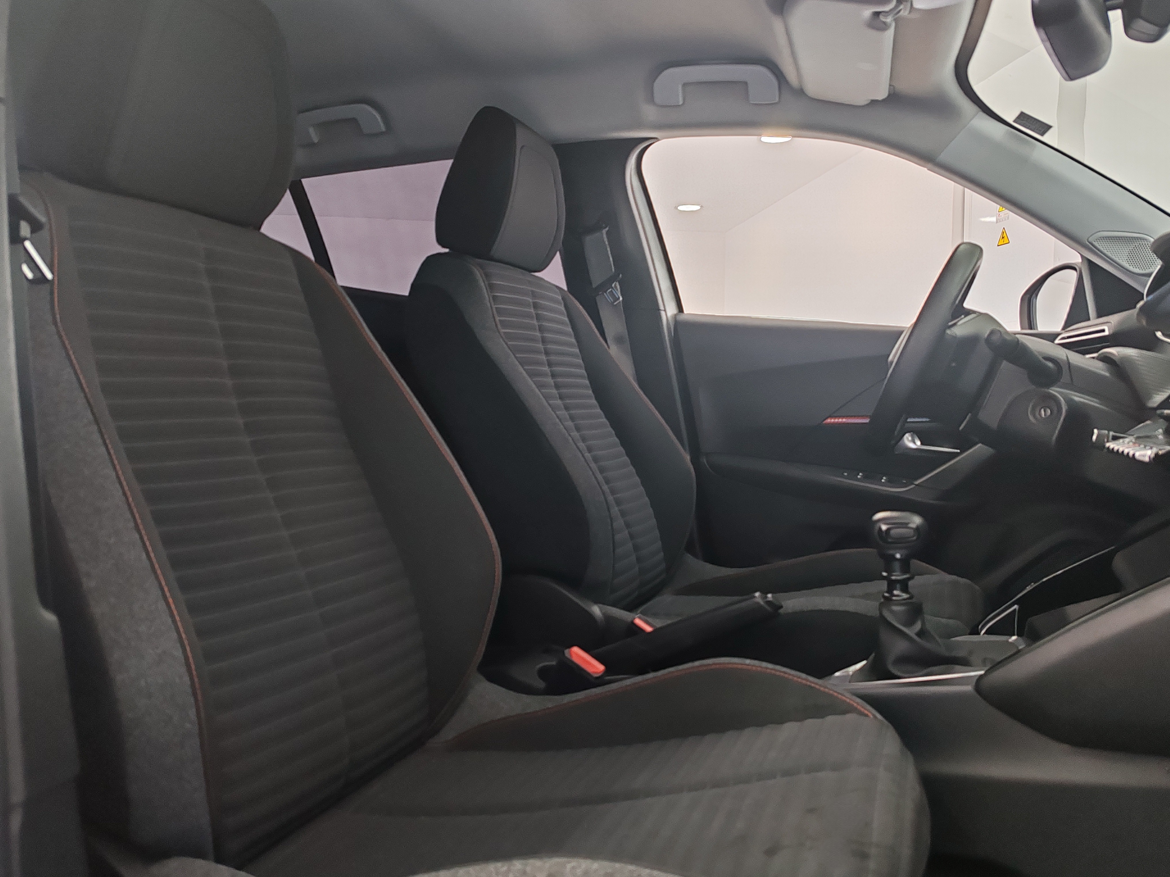 PEUGEOT 2008 Active Pack BlueHDI