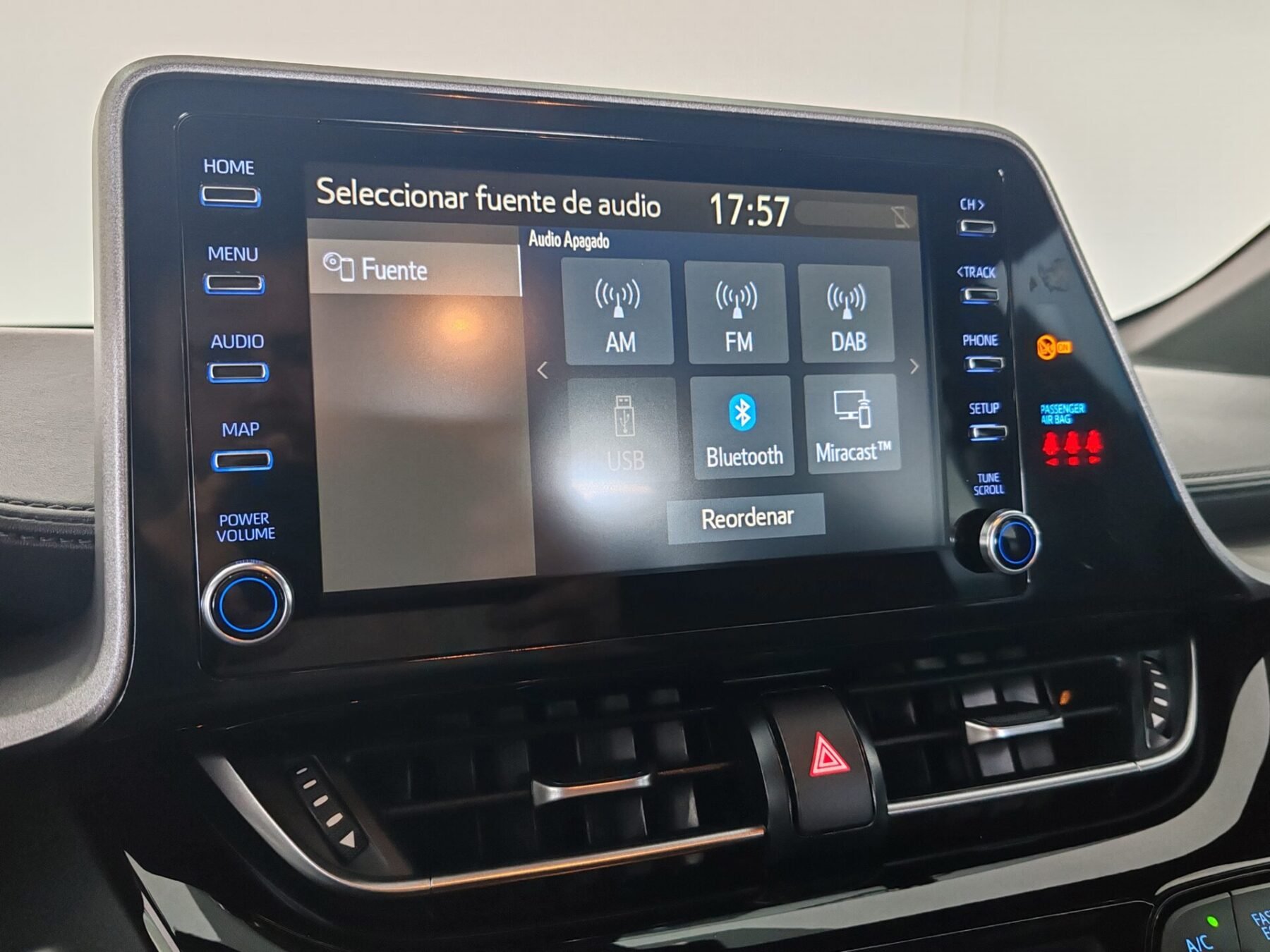 TOYOTA C-HR 1.8 125H Advance