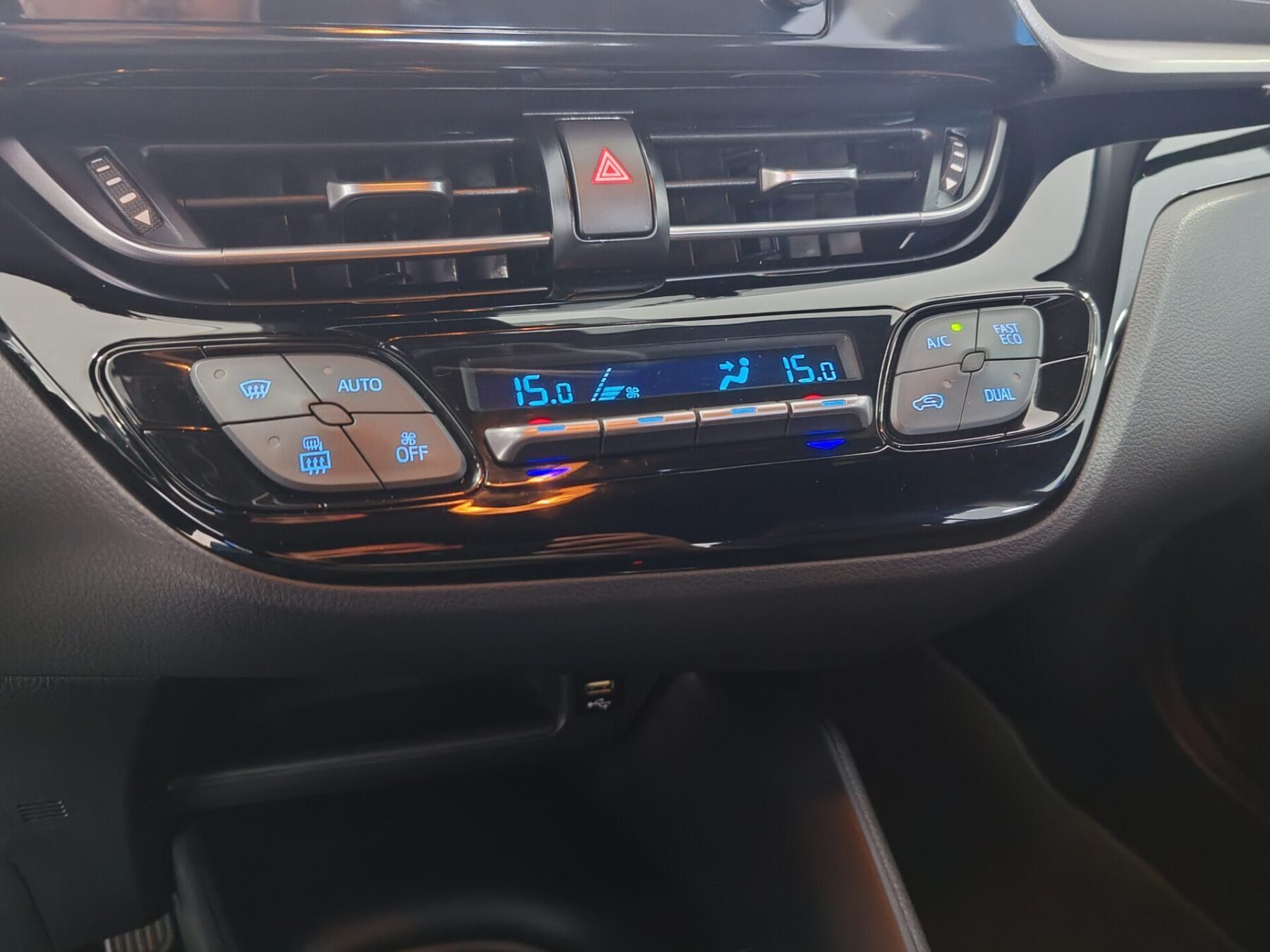 TOYOTA C-HR 1.8 125H Advance