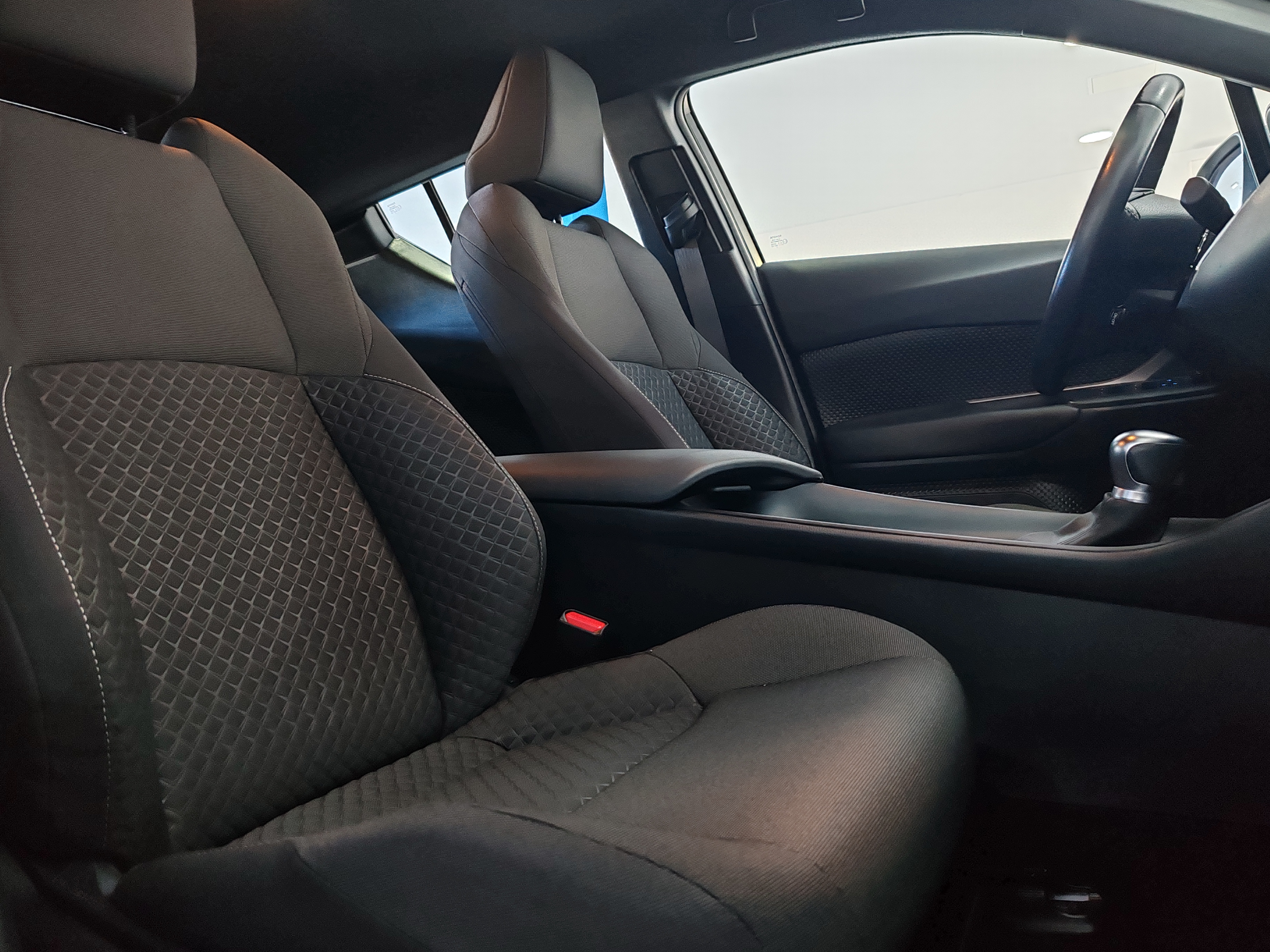 TOYOTA C-HR 1.8 125H Advance