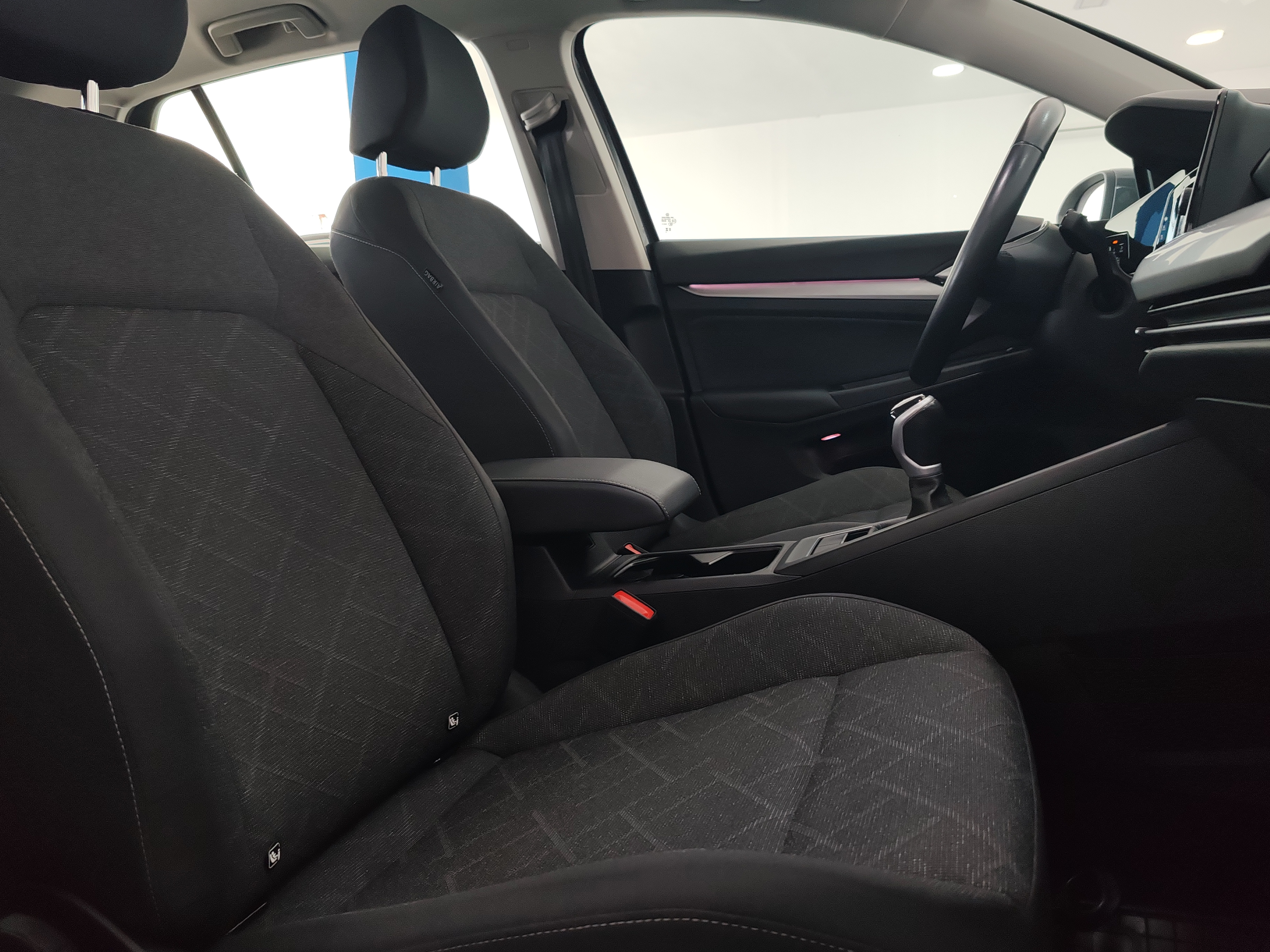 VOLKSWAGEN GOLF TSI
