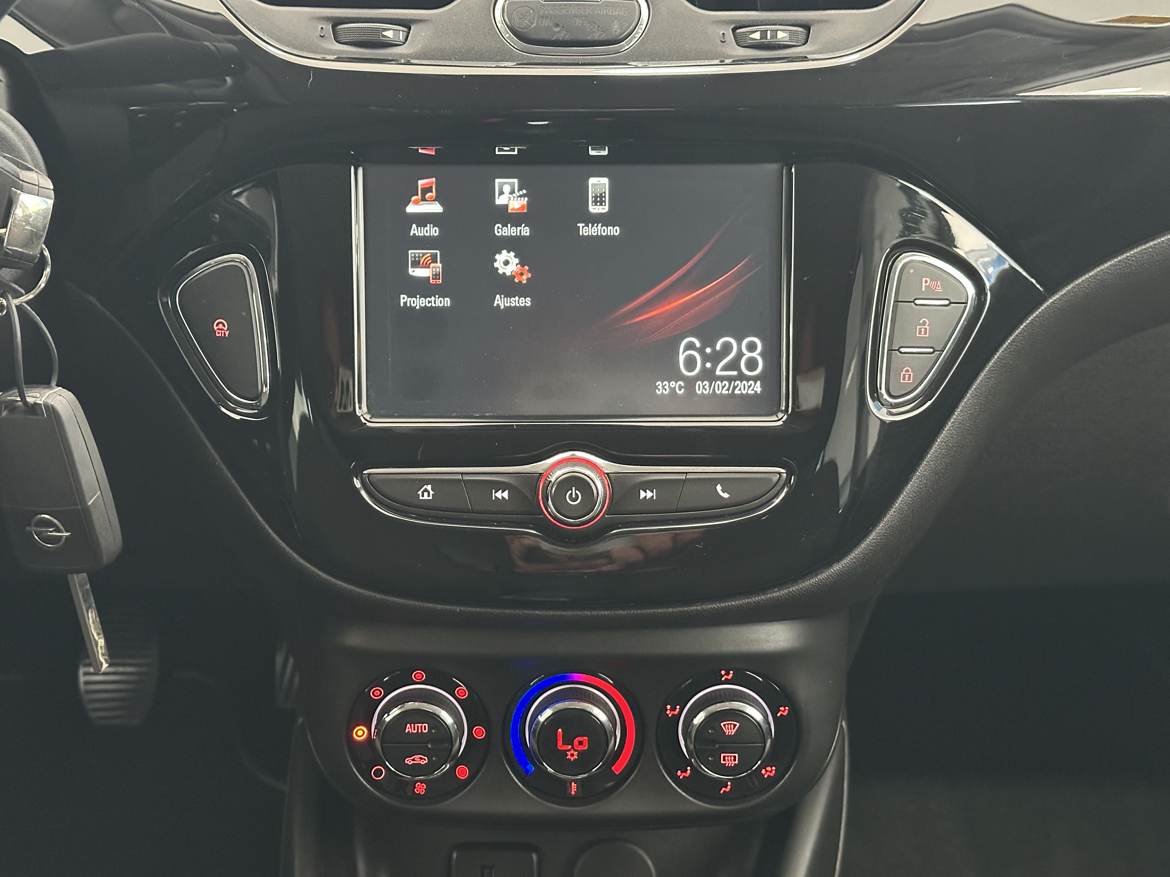 OPEL CORSA 1.4 Selective
