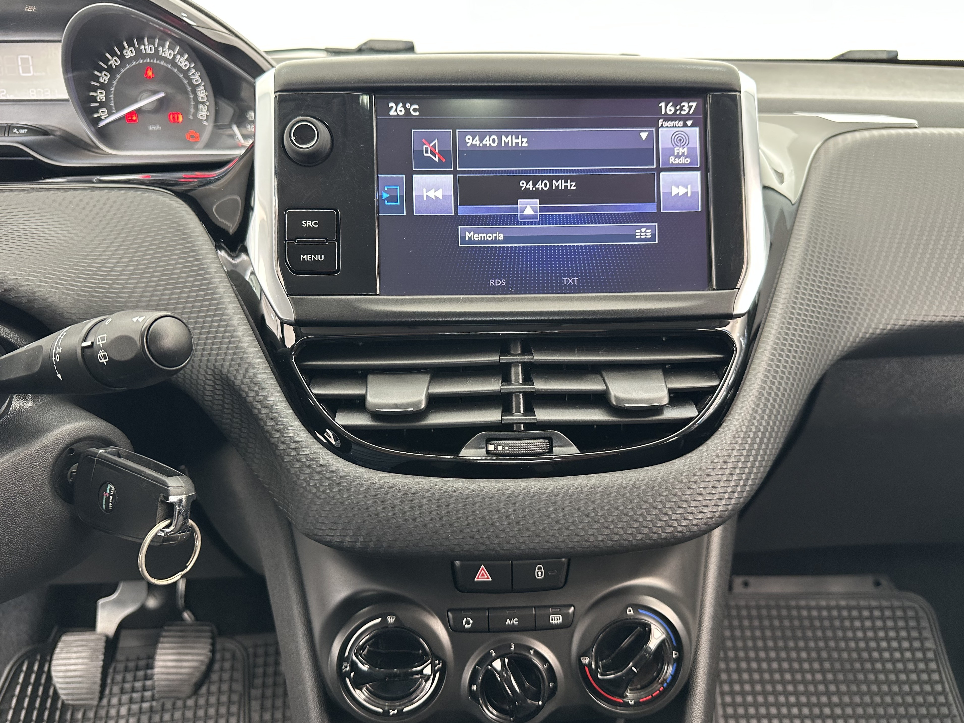 PEUGEOT 208 STYLE 1.2L PureTech