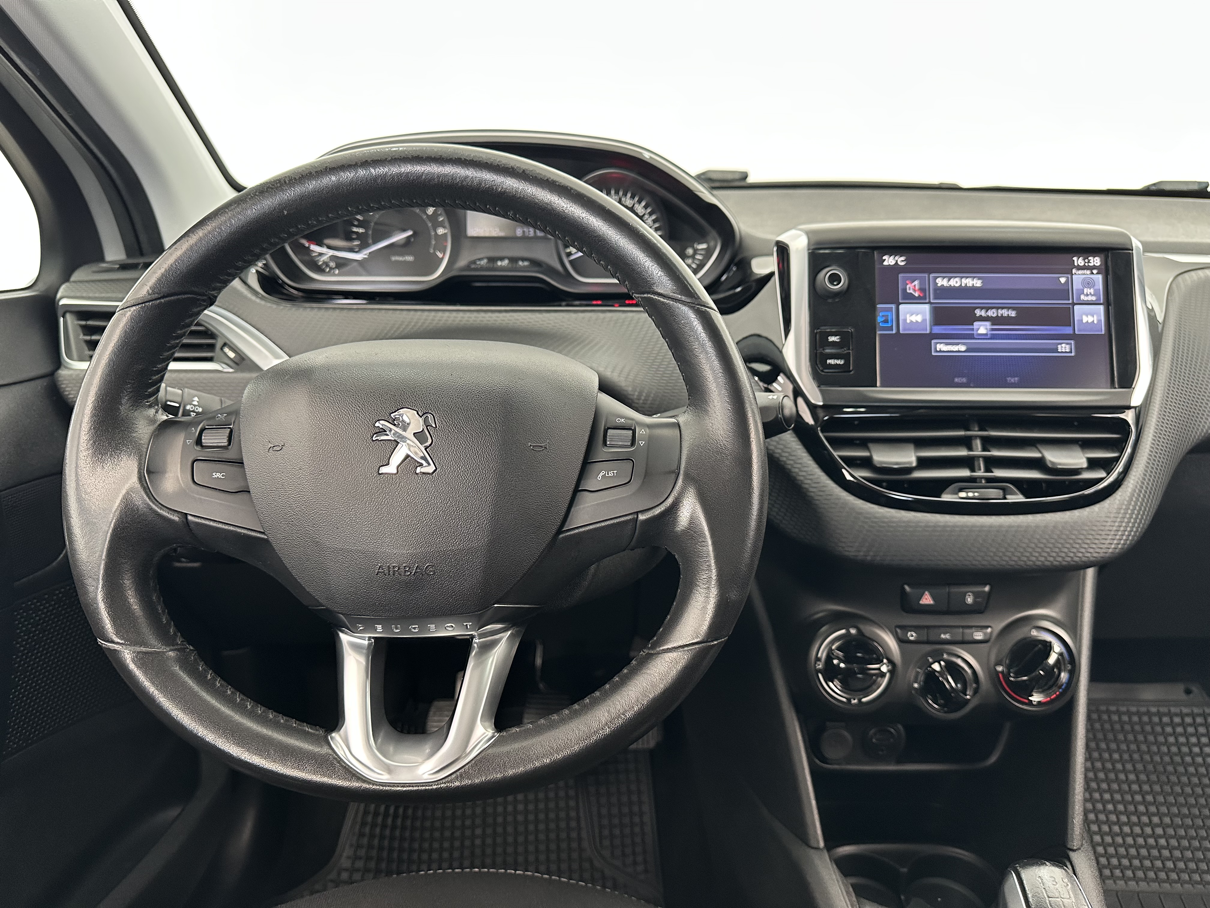 PEUGEOT 208 STYLE 1.2L PureTech