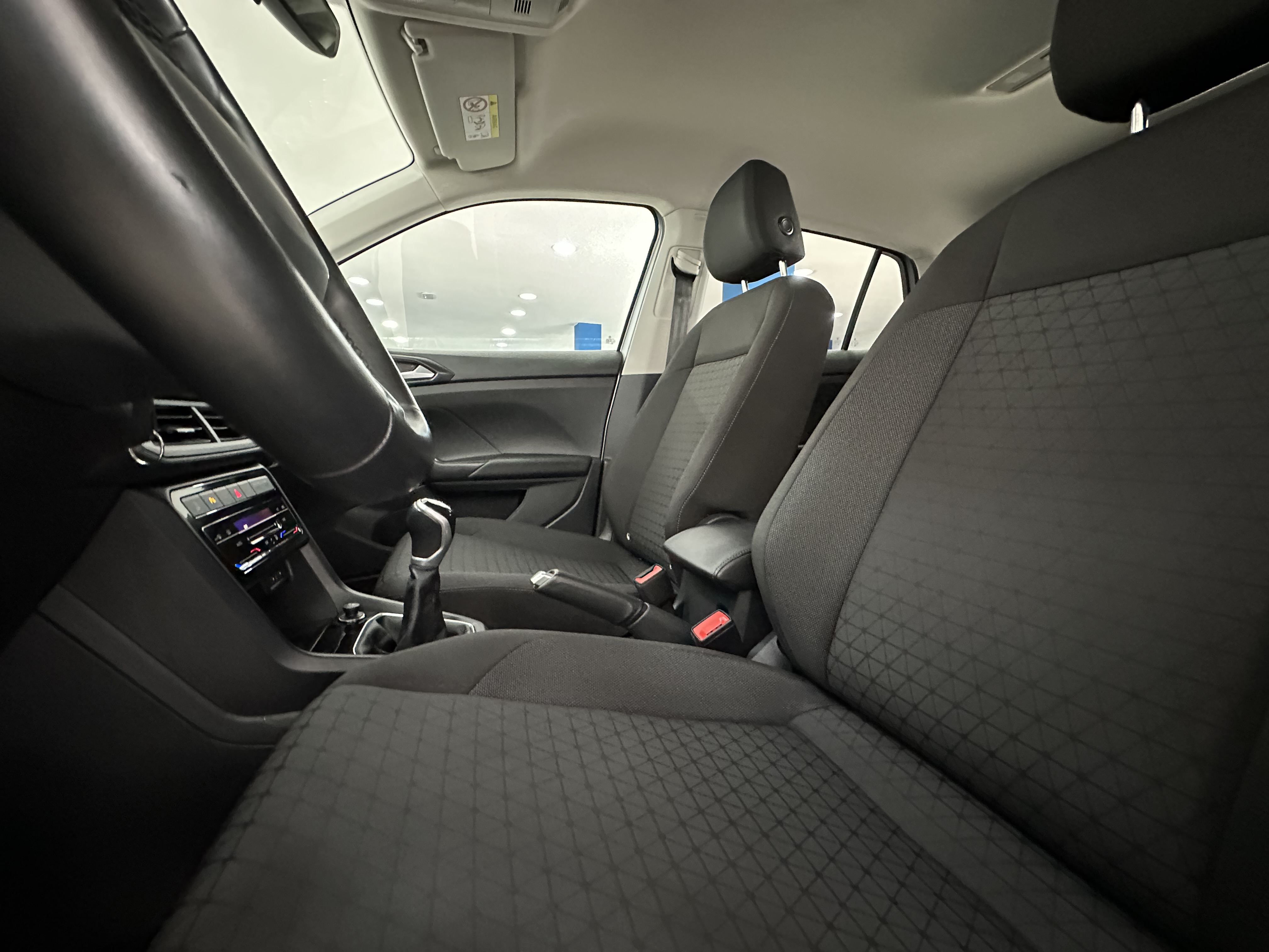 VOLKSWAGEN T-Cross Advance 1.0 TSI