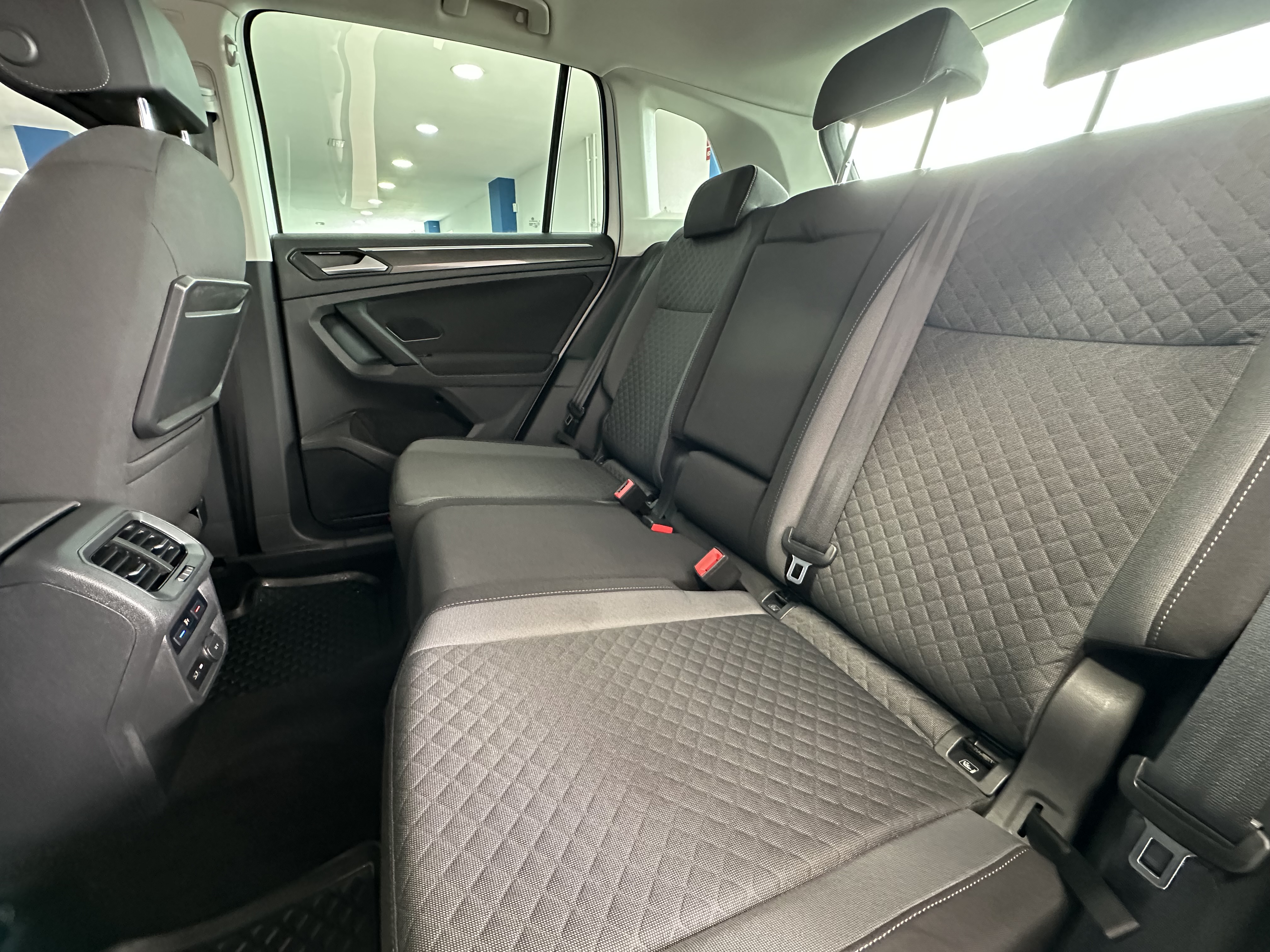 VOLKSWAGEN Tiguan RLine 2.0 TDI DSG