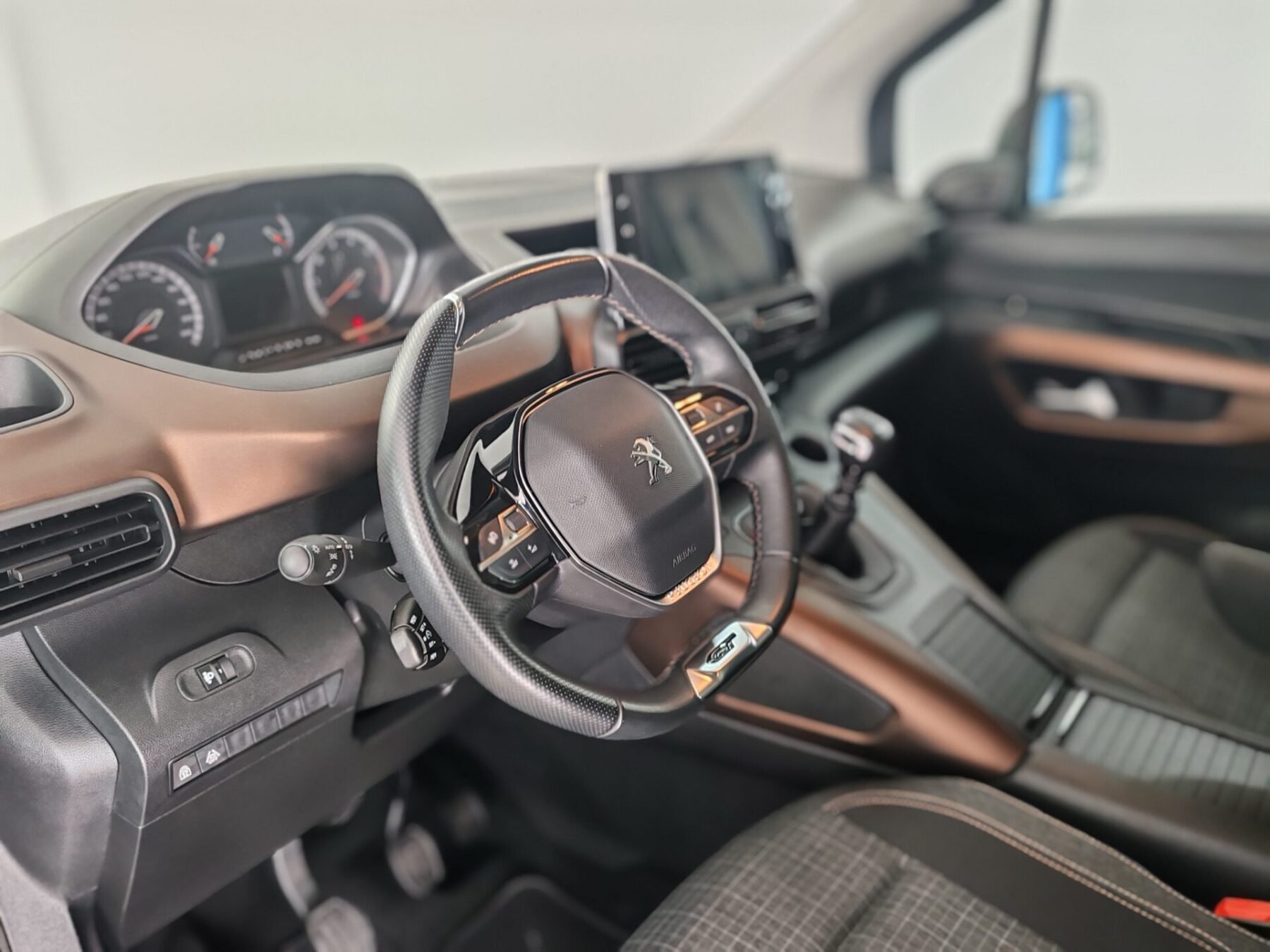PEUGEOT Rifter Allure Standard BlueHDi