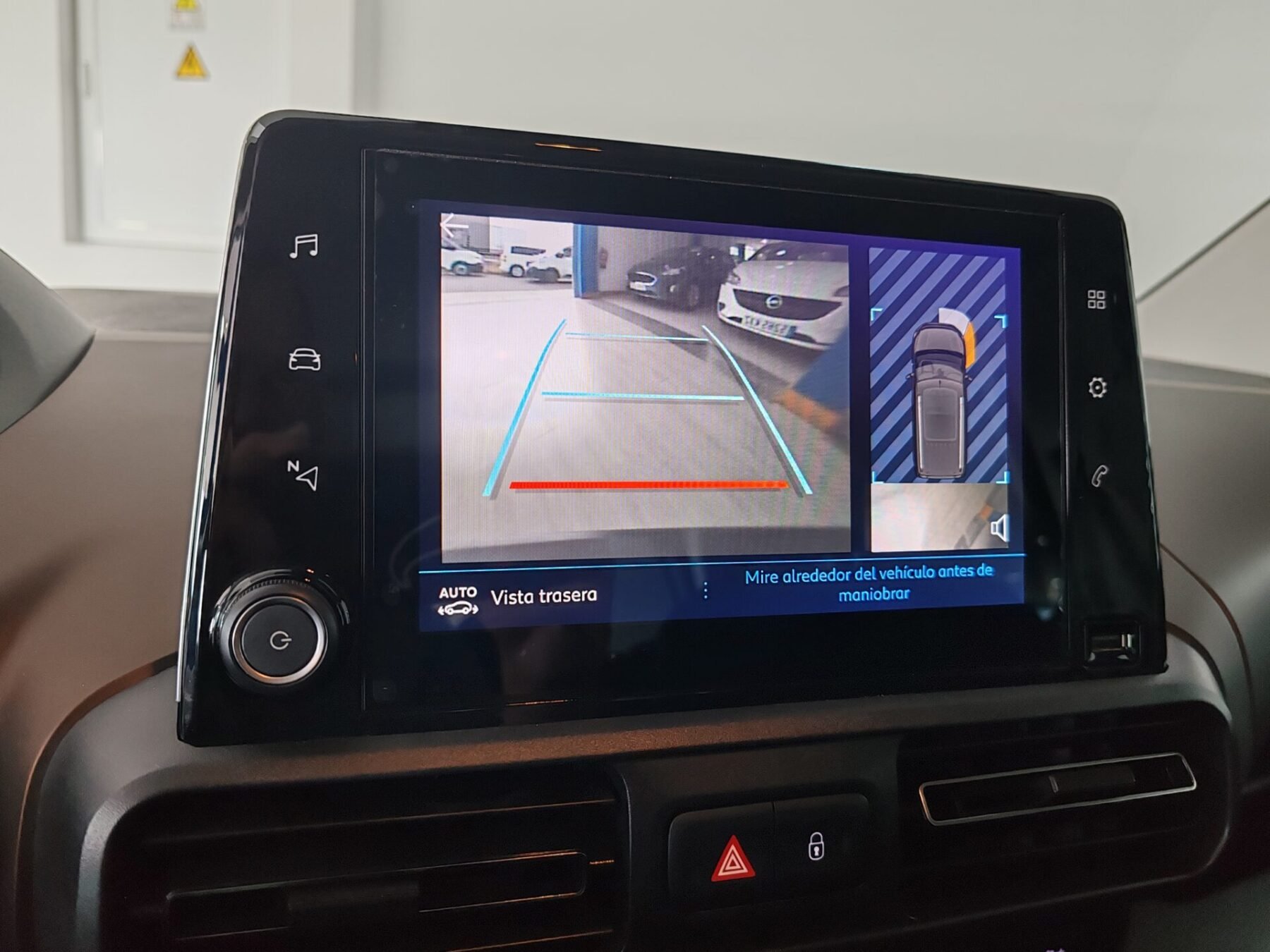 PEUGEOT Rifter Allure Standard BlueHDi