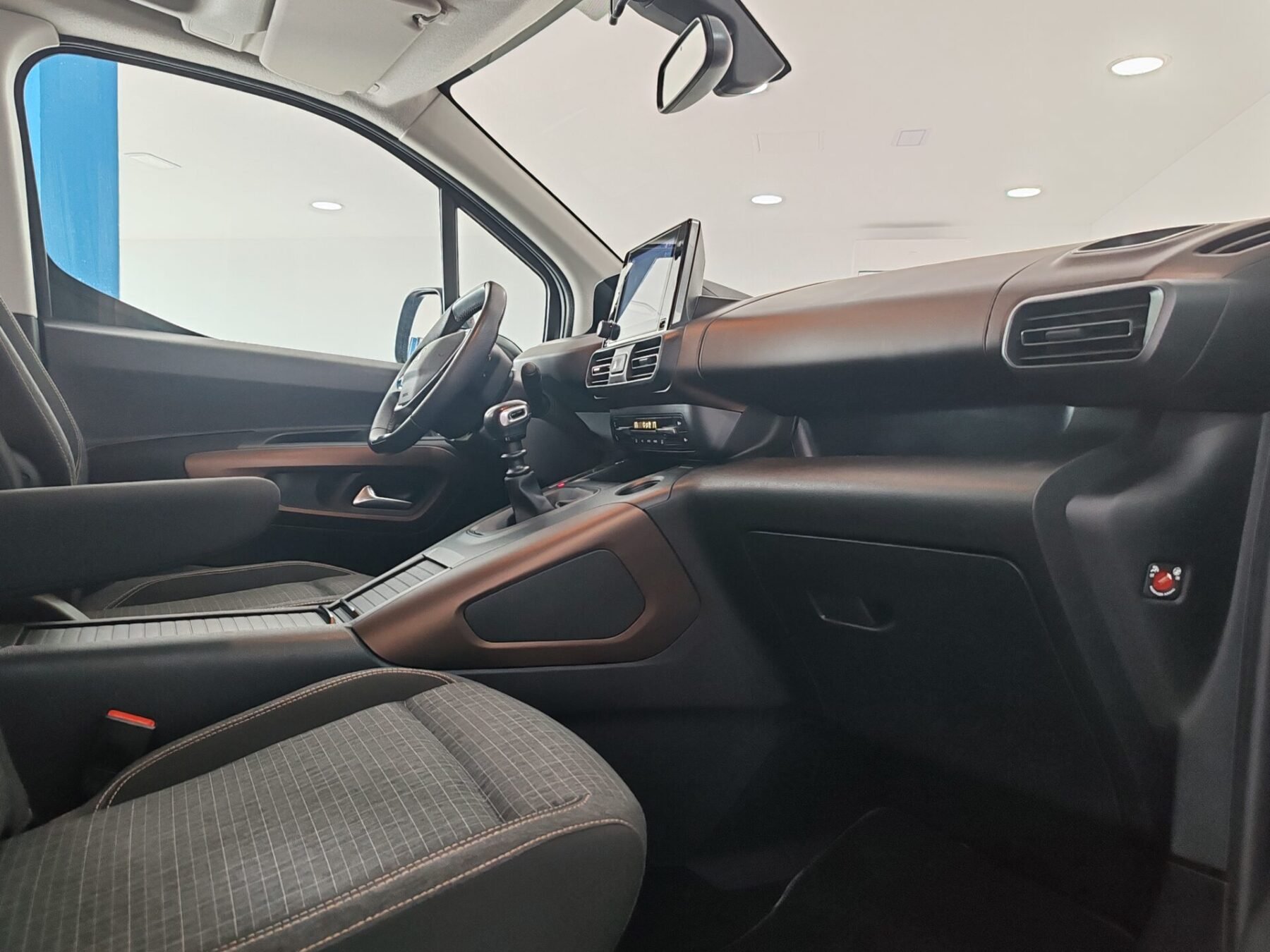 PEUGEOT Rifter Allure Standard BlueHDi