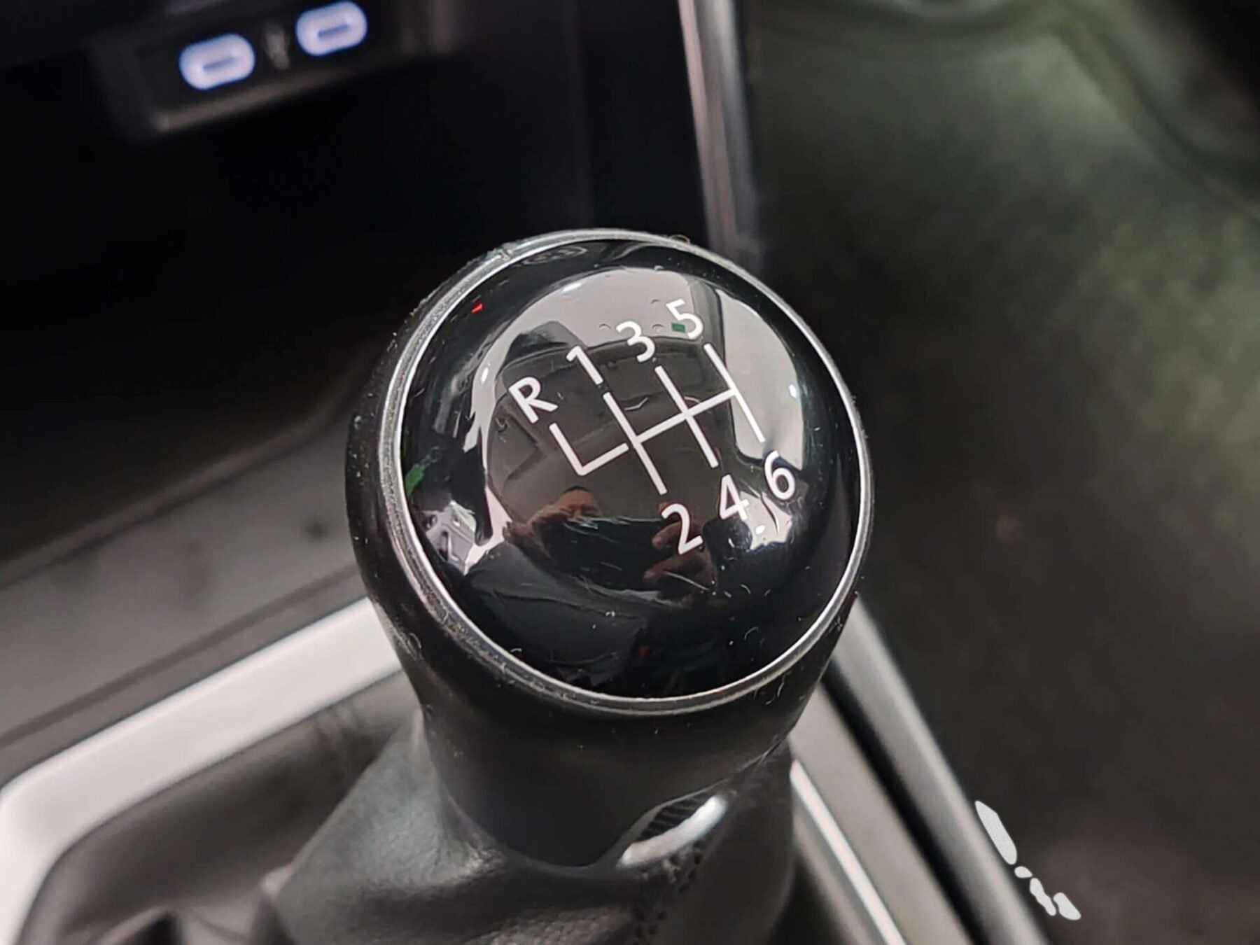 VOLKSWAGEN T-Roc Advance 1.0 TSI
