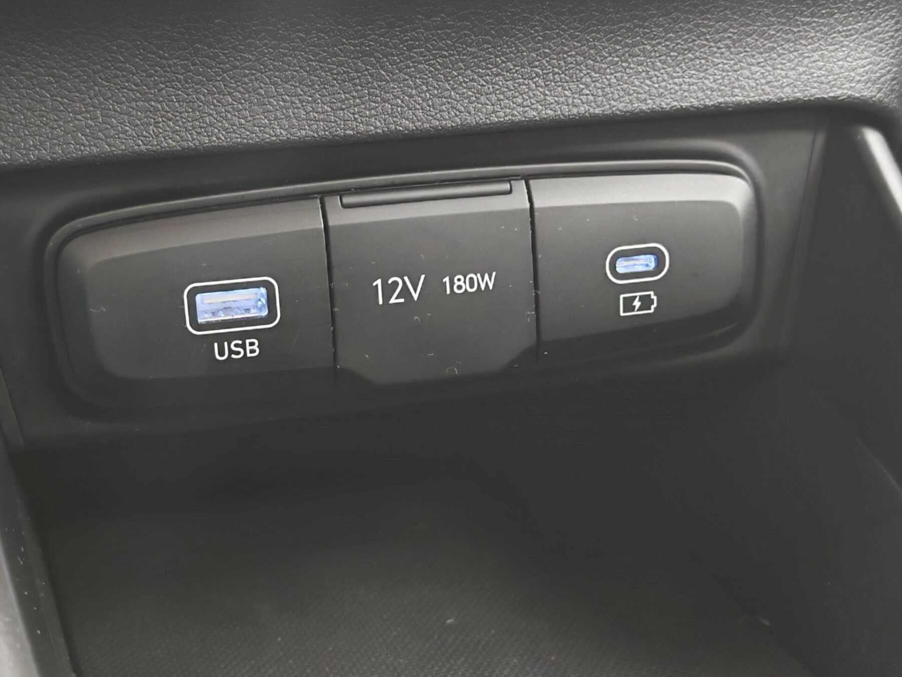 HYUNDAI i20  1.2 MPI Essence