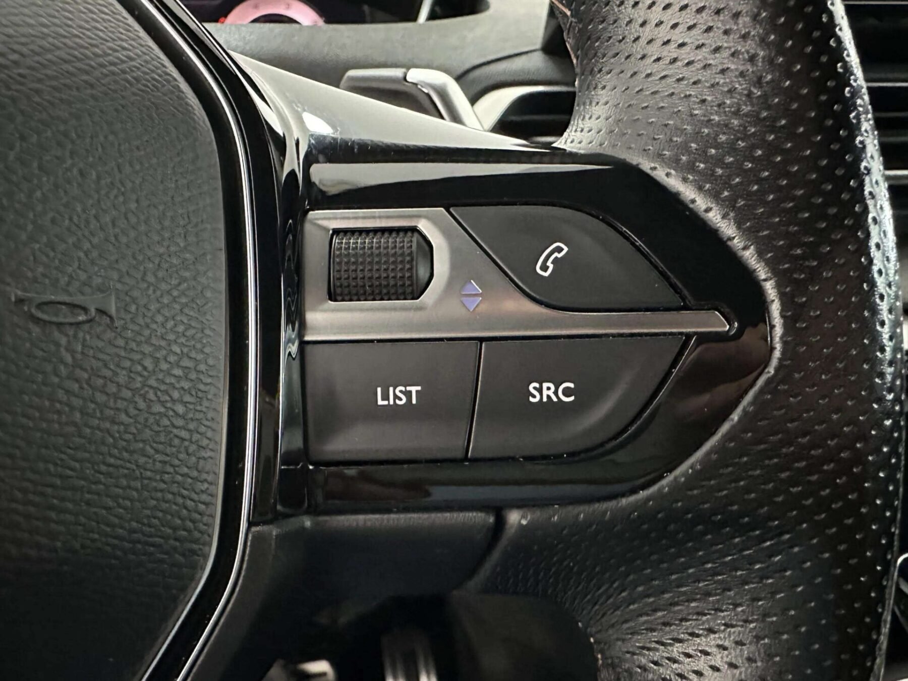 PEUGEOT 5008 1.5 BlueHDi SS GT EAT8