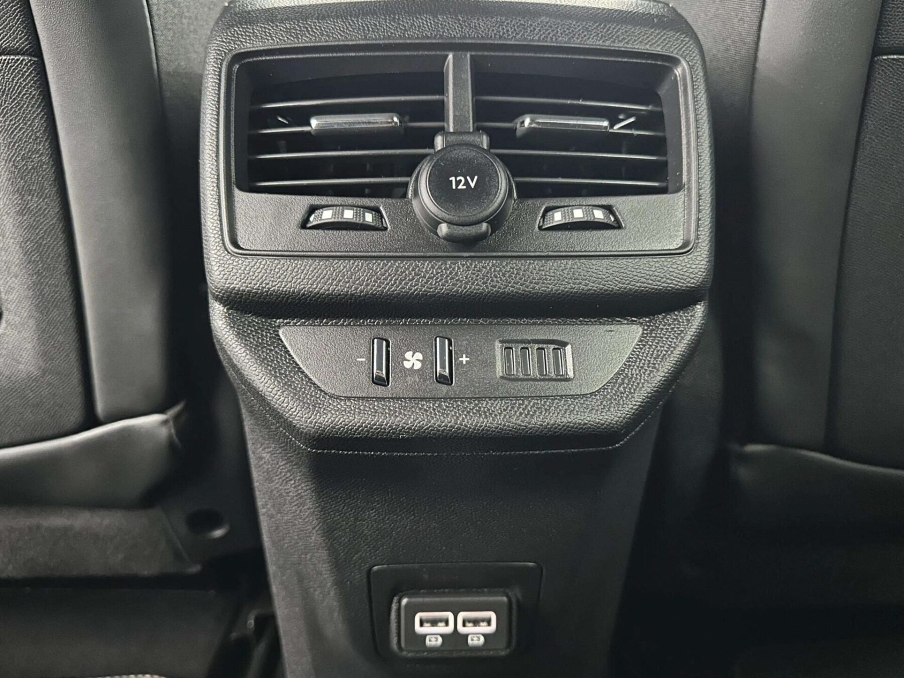 PEUGEOT 5008 1.5 BlueHDi SS GT EAT8