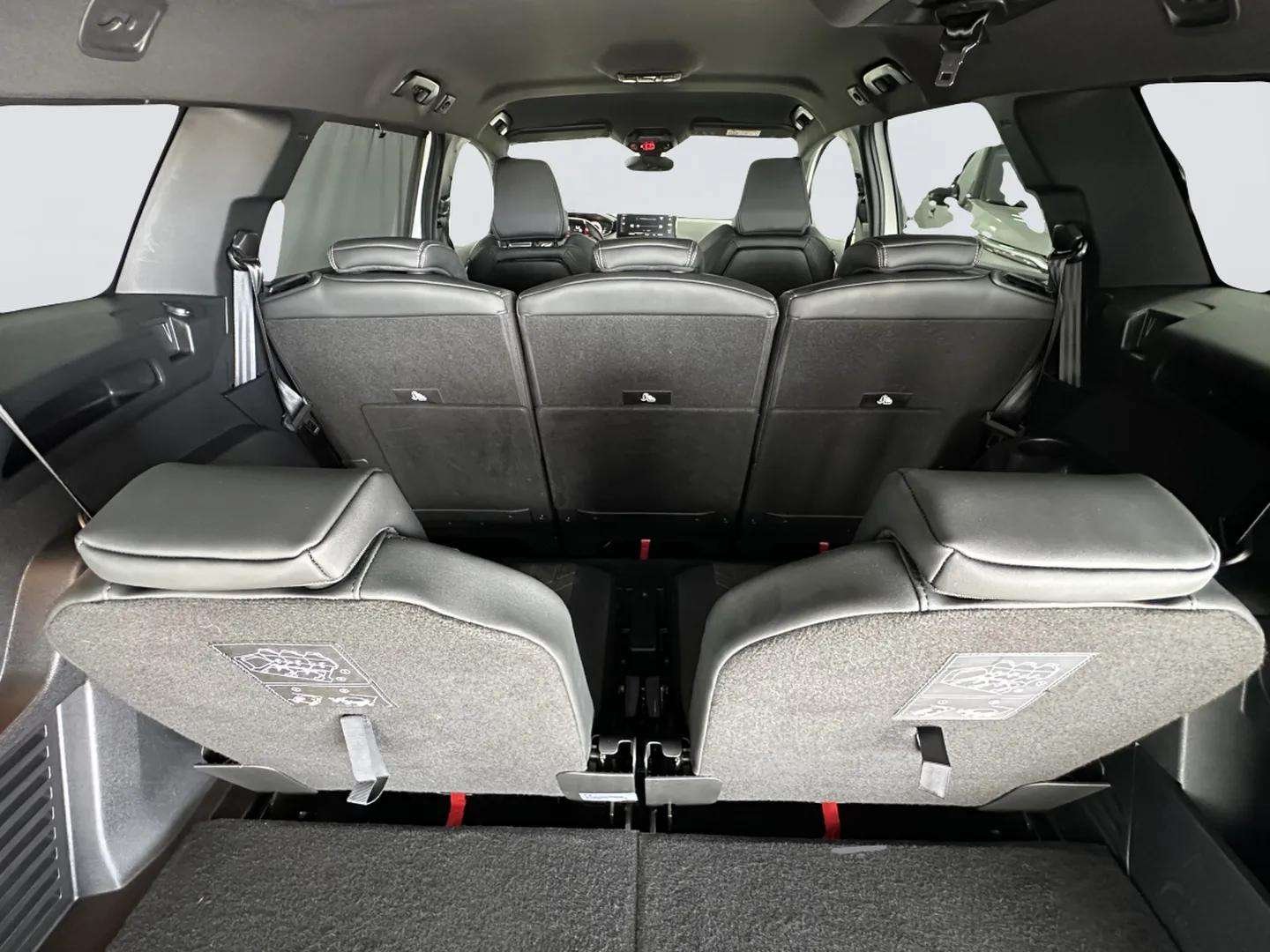 PEUGEOT 5008 1.5 BlueHDi SS GT EAT8