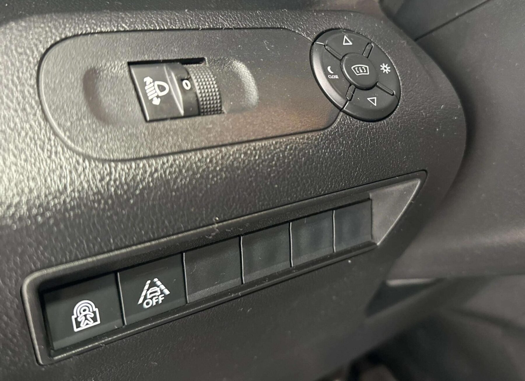 CITROEN BERLINGO Talla M BlueHDi 100 SS SHINE