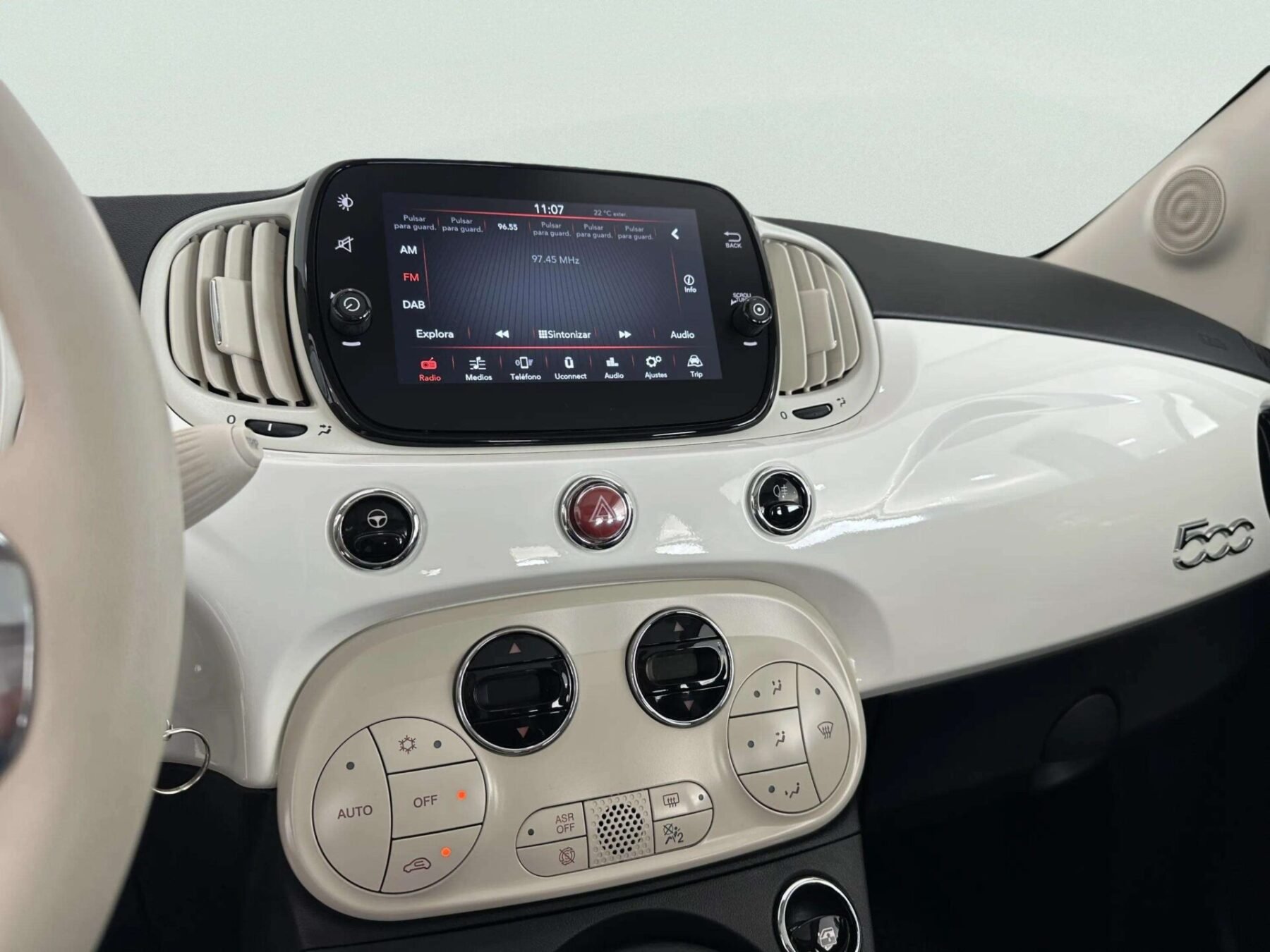 FIAT 500 Dolcevita Hybrid