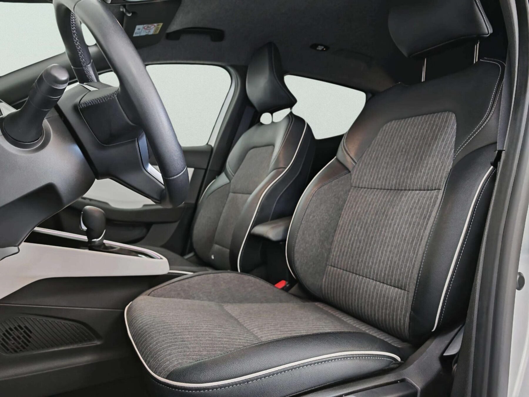 RENAULT Clio Techno ETech Hibrido