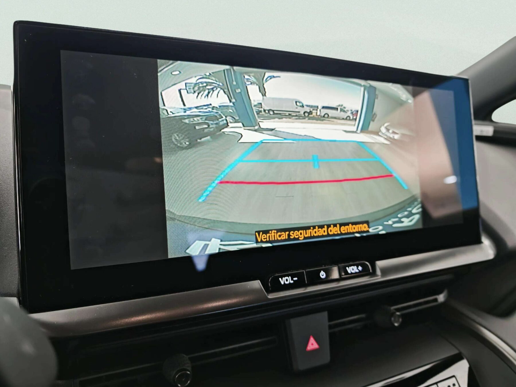 TOYOTA C-HR 1.8 Advance Hybrid 140