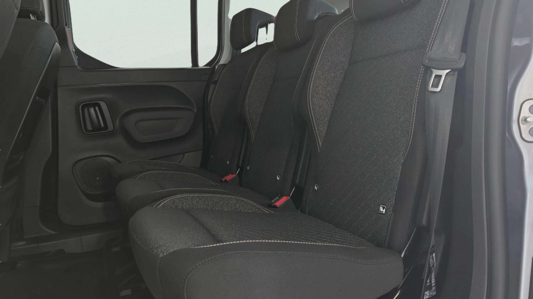 PEUGEOT Rifter Allure BlueHDi 100