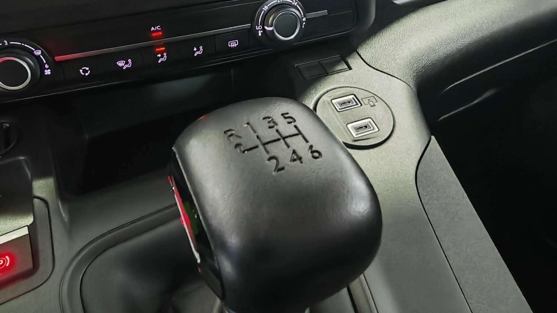 PEUGEOT Rifter Allure BlueHDi 100