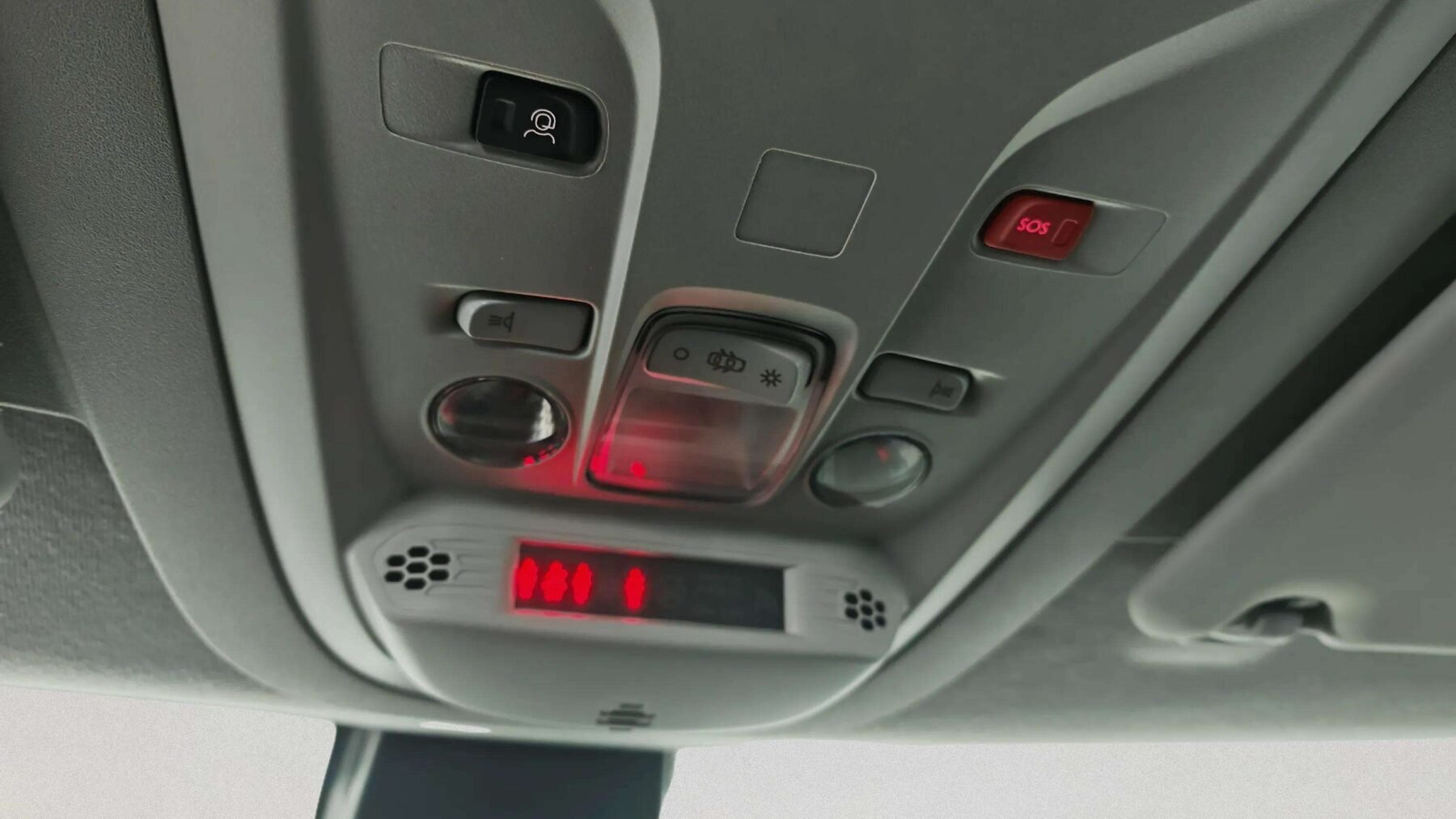 PEUGEOT Rifter Allure BlueHDi 100