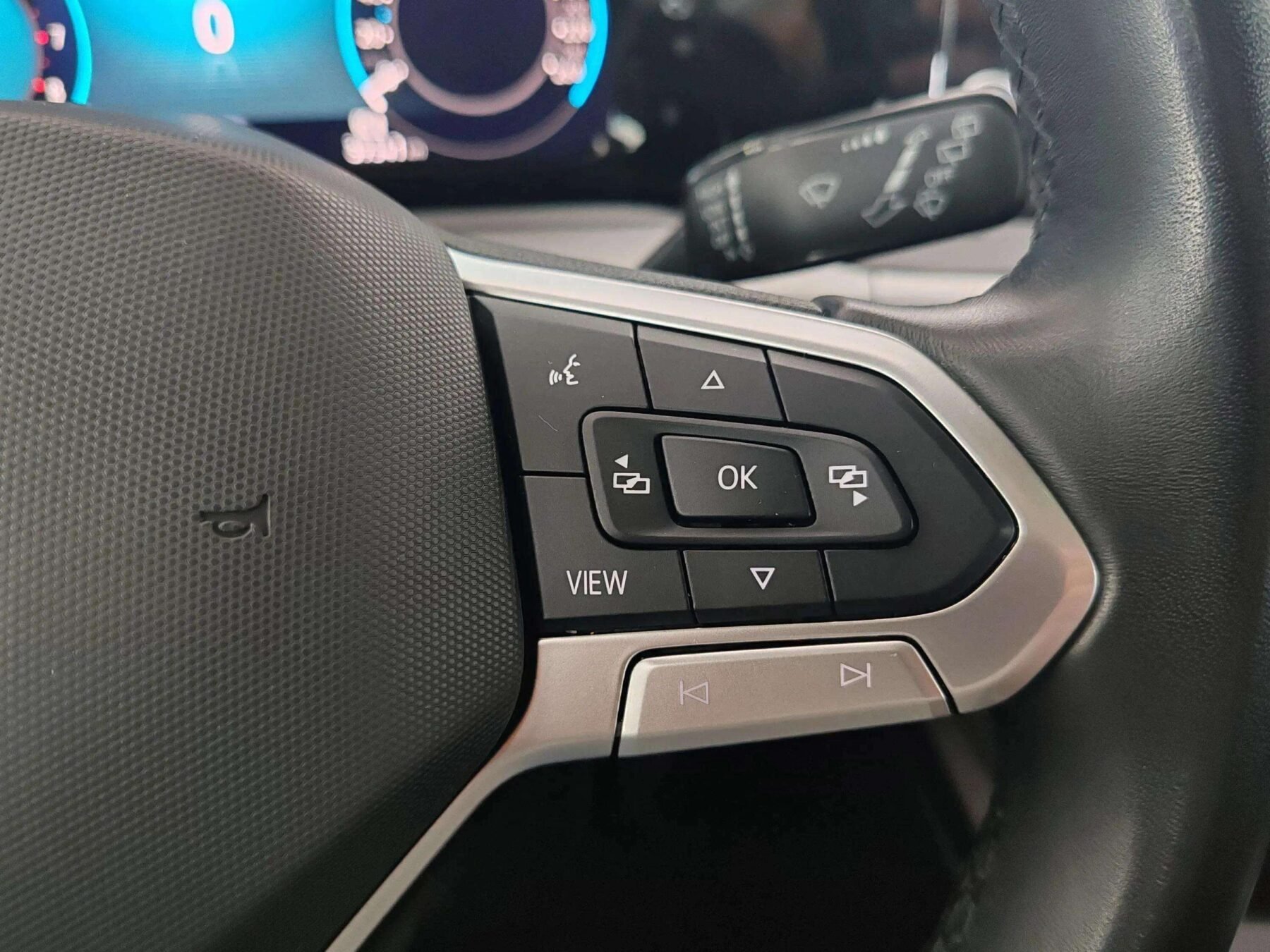 VOLKSWAGEN GOLF  Life 1.0 TSI