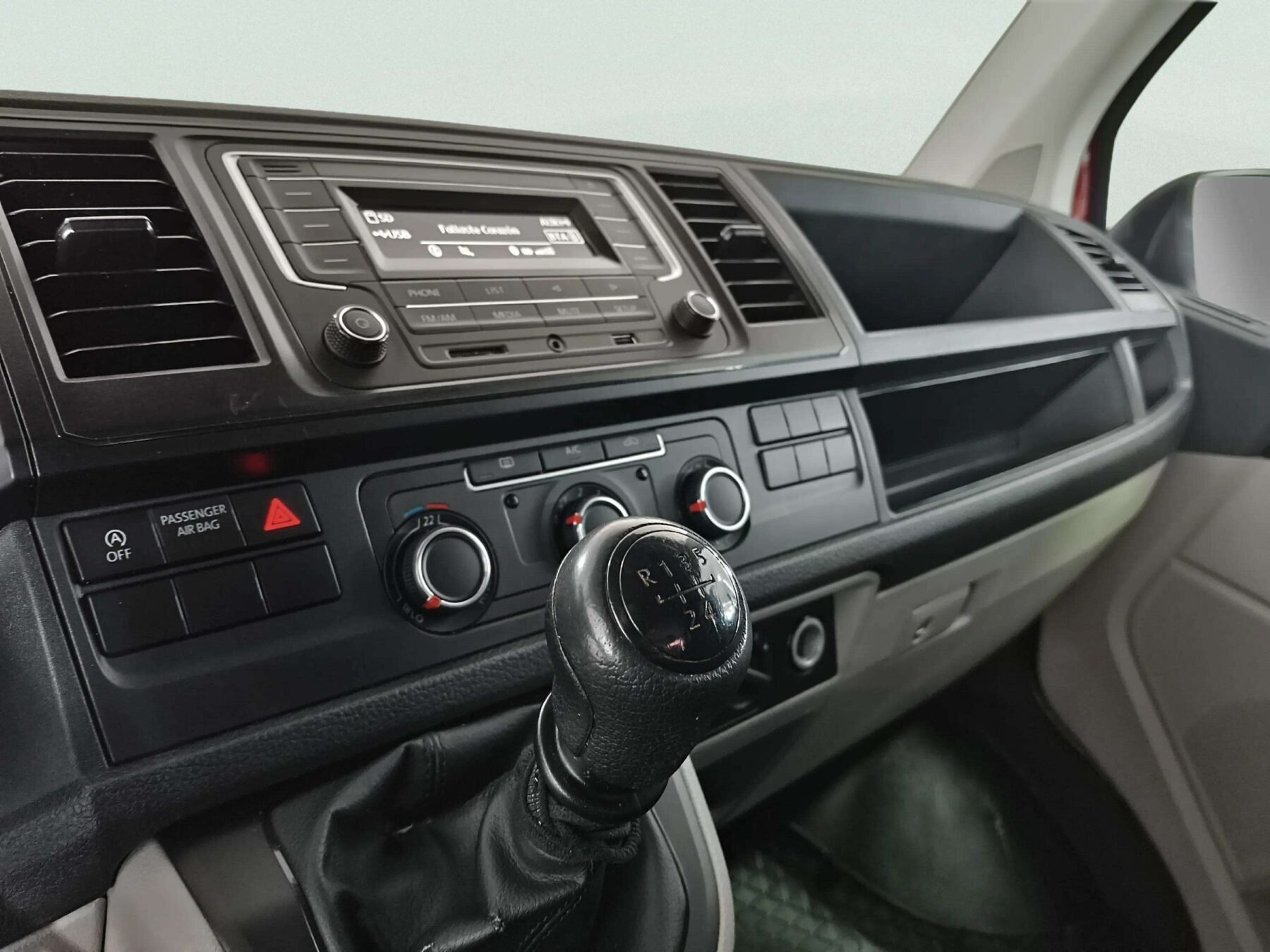 VOLKSWAGEN transporte  Kombi PRO Corto TN 2.0 TDI BMT