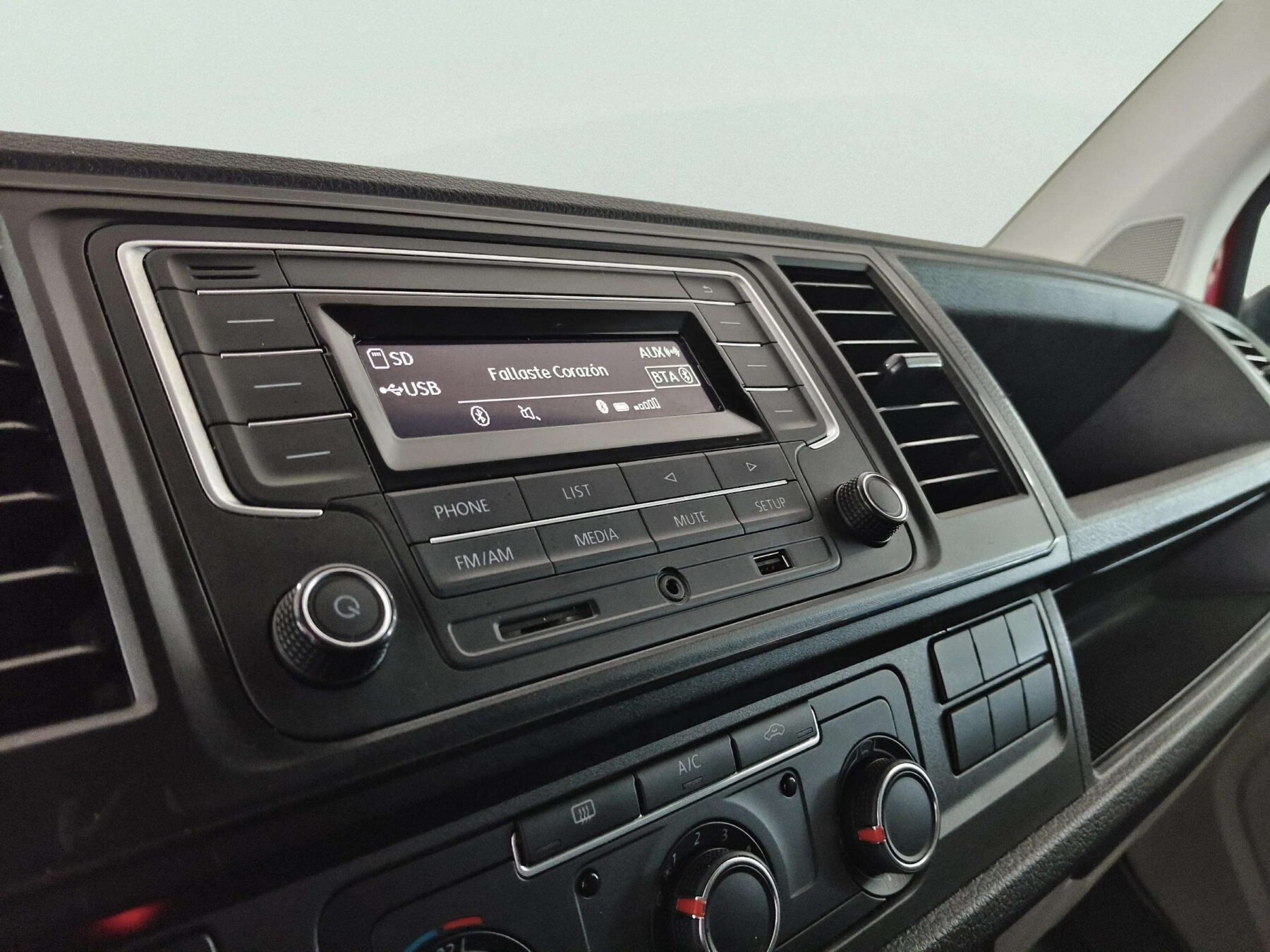 VOLKSWAGEN transporte  Kombi PRO Corto TN 2.0 TDI BMT