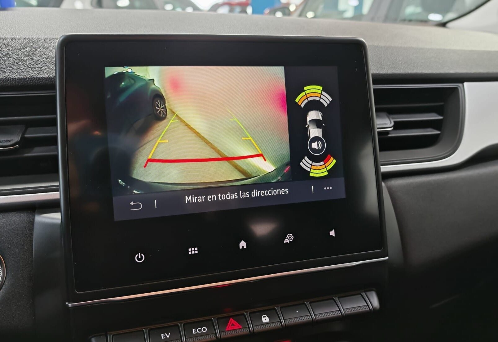 RENAULT Captur ETech engineered HEV